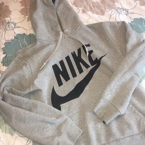 nike hoodie